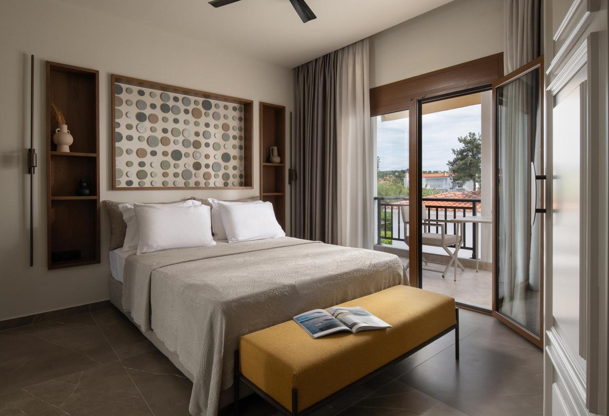 Assano Seafront Luxury Apartman Nikíti Kültér fotó