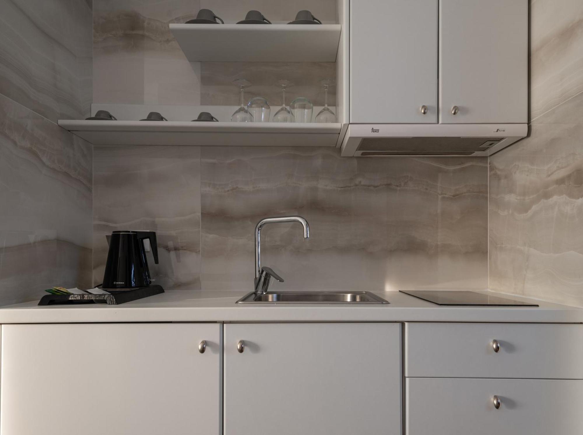 Assano Seafront Luxury Apartman Nikíti Kültér fotó